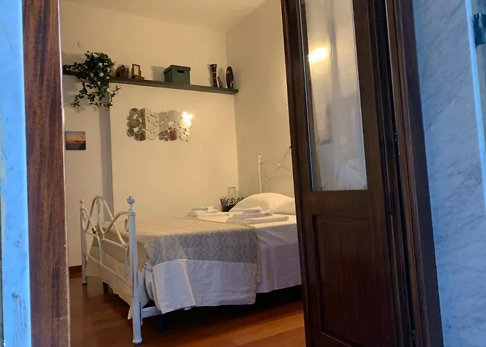 Il Giardino Segreto Gæstehus Tellaro